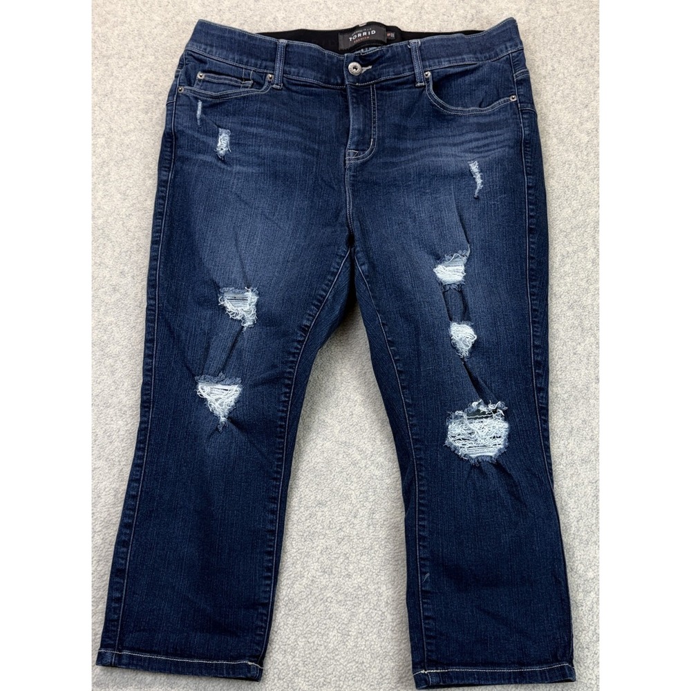 Torrid Womens Bombshell Skinny Jeans Blue Denim Distressed Whisker Classic 18